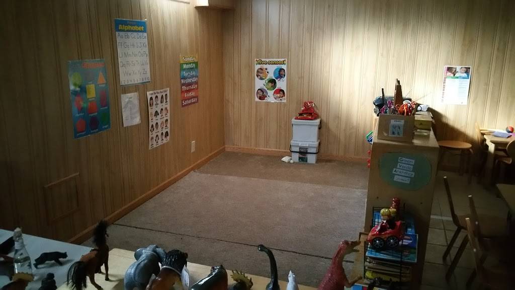 Nunus DayCare | restaurant | 7807 Oakman Blvd, Dearborn, MI 48126, USA | 3137575244 OR +1 313-757-5244