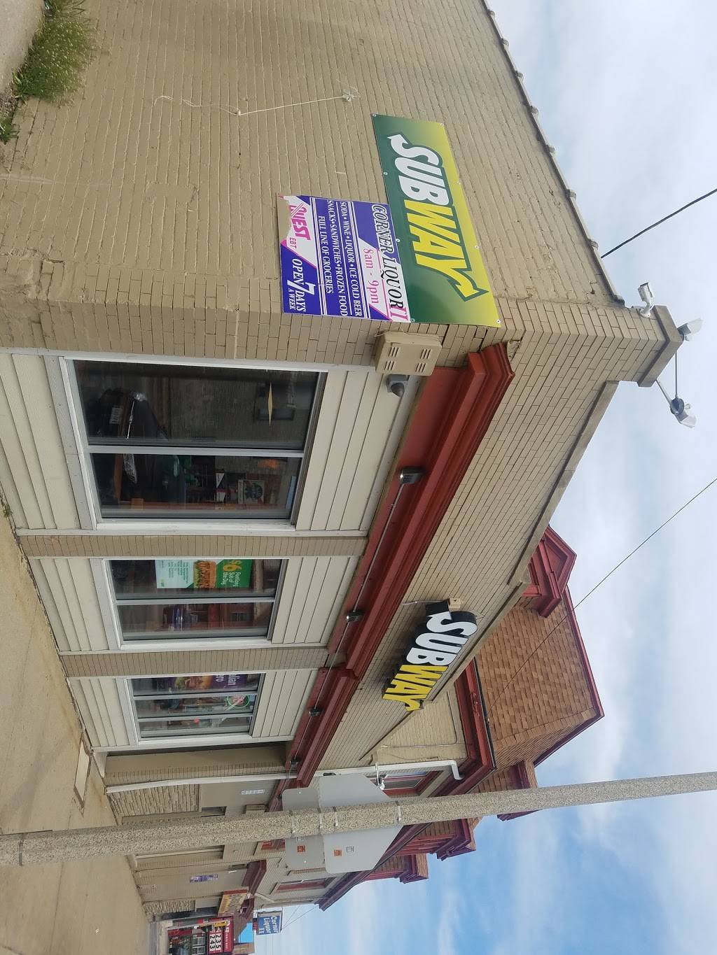 Subway | restaurant | 3067 N Holton St, Milwaukee, WI 53212, USA | 4142048880 OR +1 414-204-8880