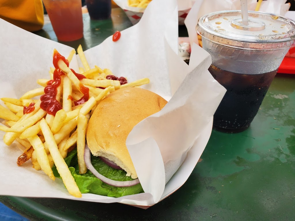 Lake House | restaurant | 1600 McKinney St, Houston, TX 77010, USA | 7133377320 OR +1 713-337-7320