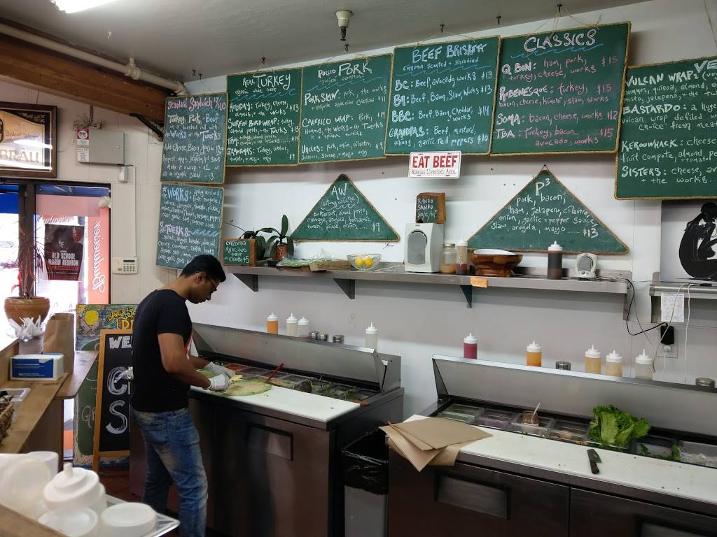 Davey Jones Deli | restaurant | 1 Gate 6 Rd, Sausalito, CA 94965, USA | 4153312282 OR +1 415-331-2282