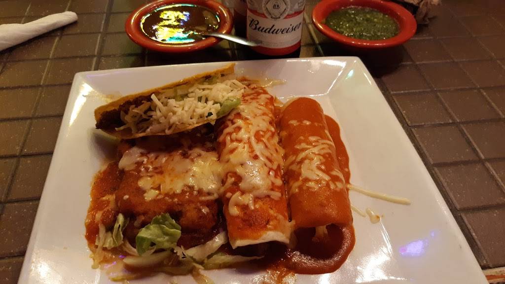 El Ranchero IV | restaurant | 921A W Atlantic St, Emporia, VA 23847, USA | 4346341119 OR +1 434-634-1119