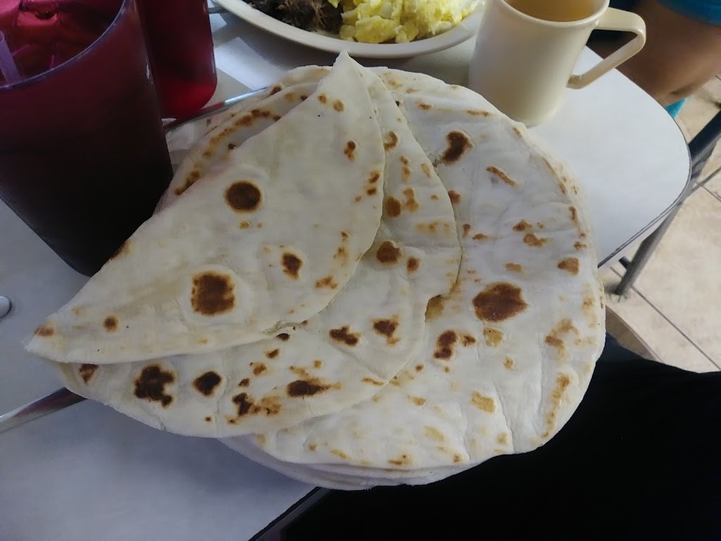 Paulitas Restaurant No 1 | restaurant | 2720 N Arkansas Ave, Laredo, TX 78043, USA | 9567270570 OR +1 956-727-0570