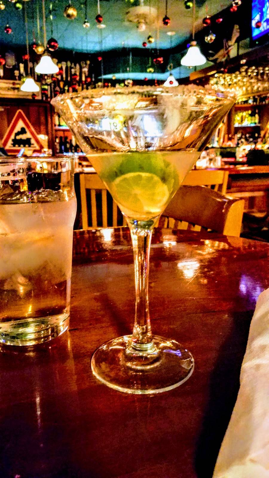 Noahs | restaurant | 113 Water St, Stonington, CT 06378, USA | 8605353925 OR +1 860-535-3925