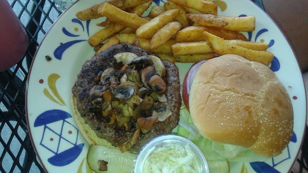 Skyway Cafe | cafe | 11140 4th St N, St. Petersburg, FL 33716, USA | 7275764100 OR +1 727-576-4100