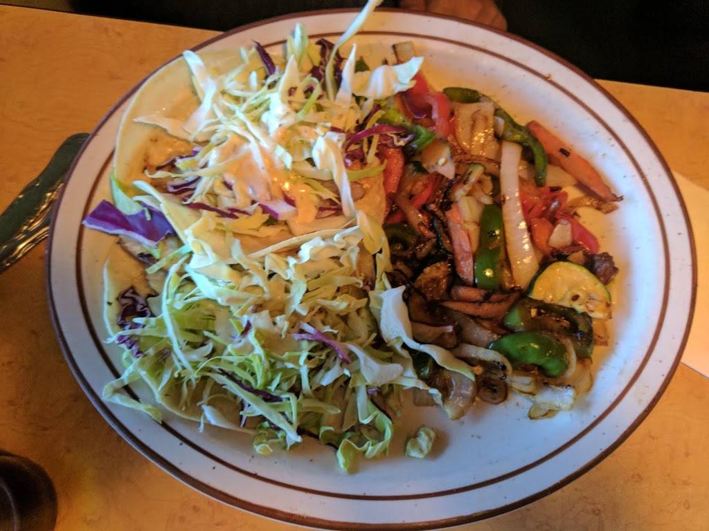 Flamingos Mexican Grill | restaurant | 25342 McIntyre St, Laguna Hills, CA 92653, USA | 9497683811 OR +1 949-768-3811