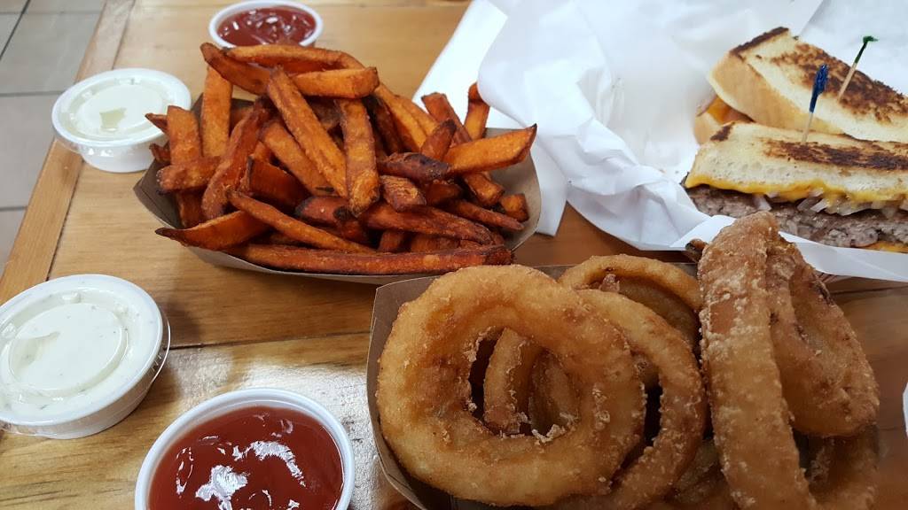 Eddies Grill | restaurant | 3212 Broad St STE 120, San Luis Obispo, CA 93401, USA | 8057521228 OR +1 805-752-1228