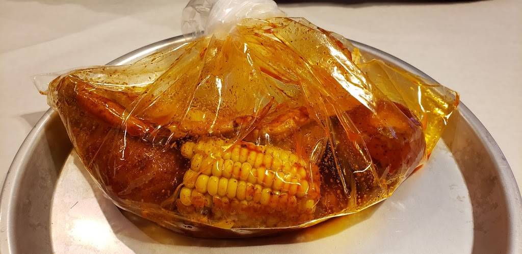 Yummi Crab | restaurant | 150 Forum Dr, Columbia, SC 29223, USA | 8038346982 OR +1 803-834-6982