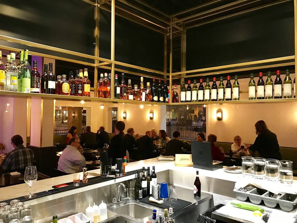 Ricardas Mediterranean Restaurant | restaurant | 312 Lakeshore Rd E, Oakville, ON L6J 1J2, Canada | 9058447401 OR +1 905-844-7401