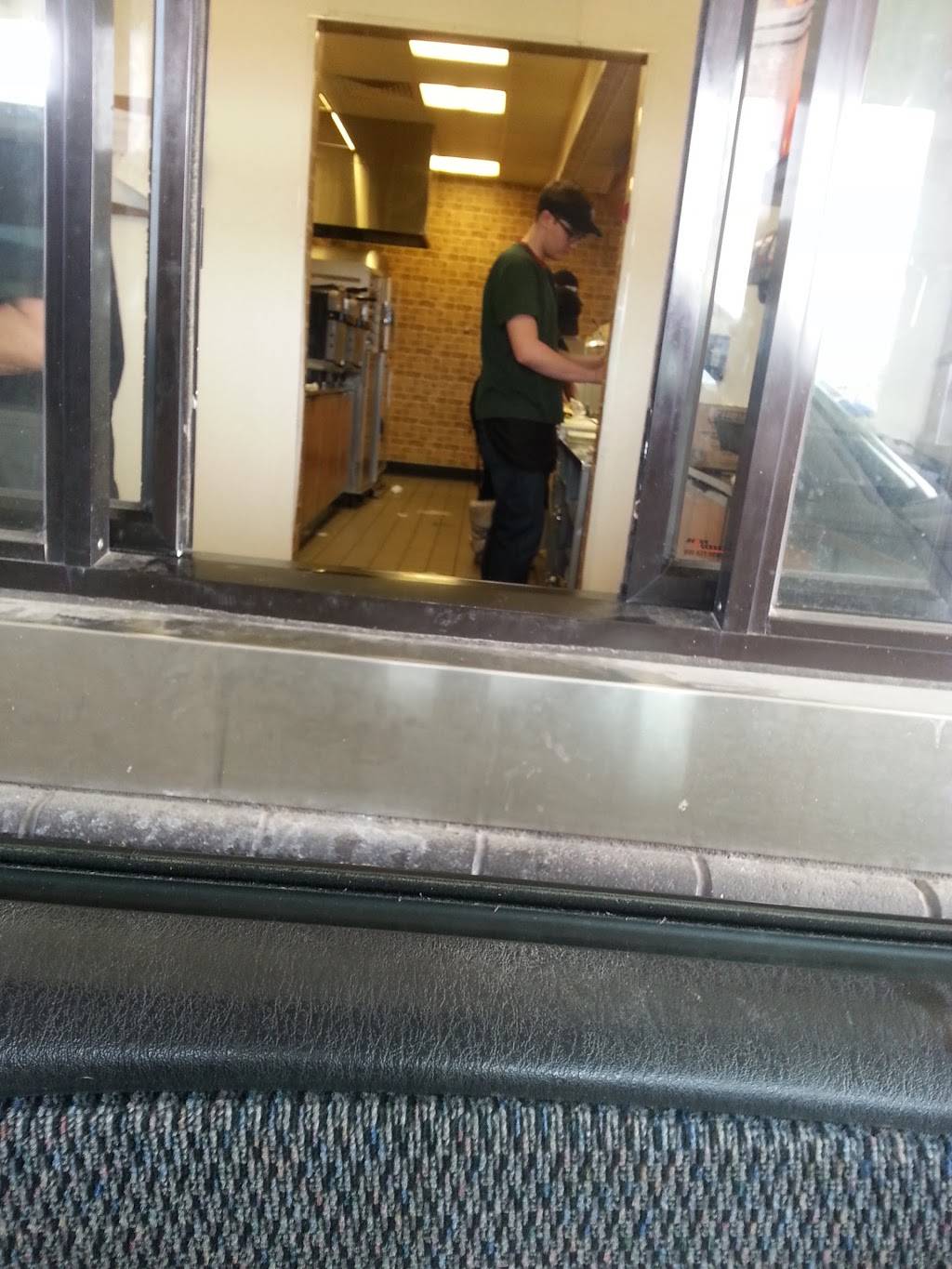 Subway | restaurant | 2726 N 6th St, Vincennes, IN 47591, USA | 8128829782 OR +1 812-882-9782