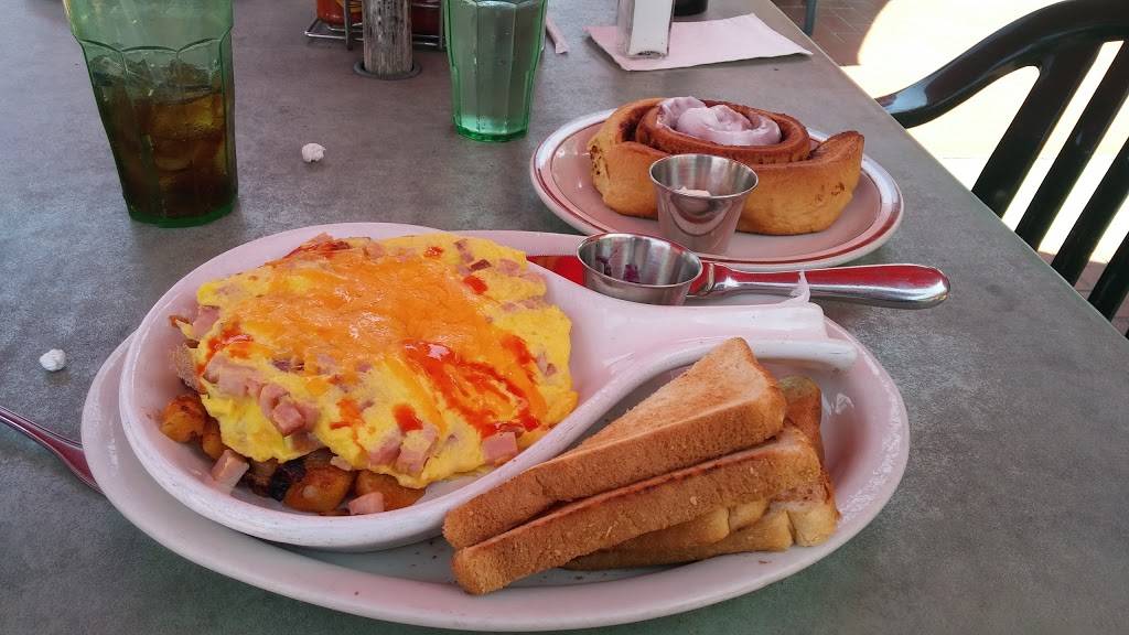 Blackboard Bistro | cafe | 1198 CA-1, Seal Beach, CA 90740, USA | 5625969556 OR +1 562-596-9556