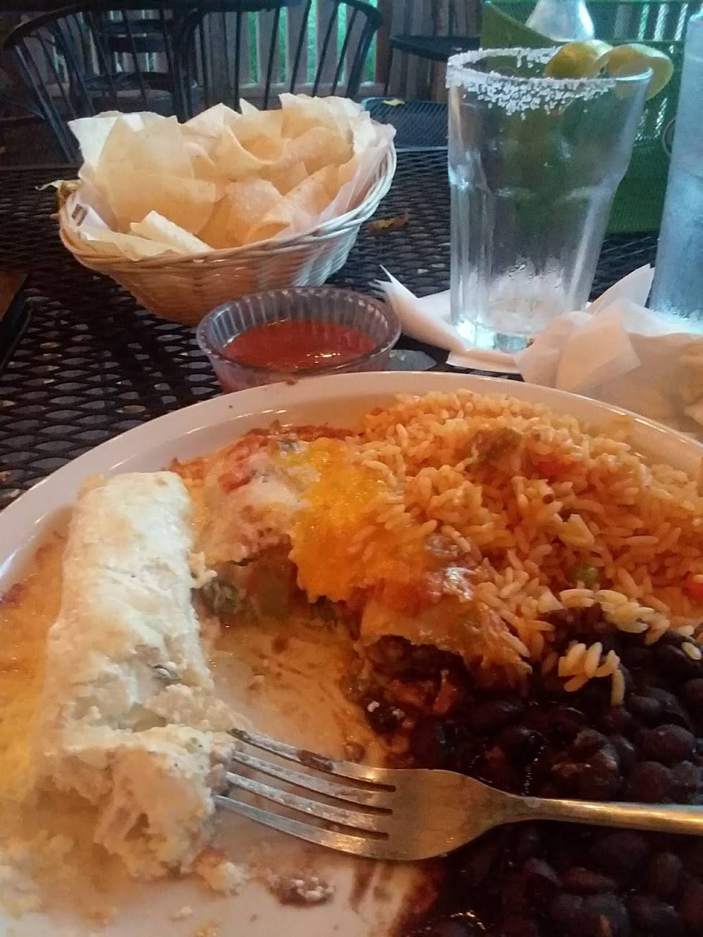 Mamasitas Restaurant | restaurant | 1121 NW 63rd St, Nichols Hills, OK 73116, USA | 4058480541 OR +1 405-848-0541