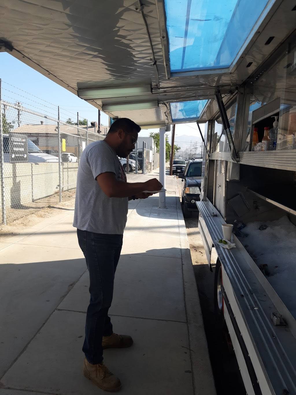 EL KORITA Mariscos & Birria estilo Nayarit | restaurant | 11711 Sheldon St, Sun Valley, CA 91352, USA | 6613813118 OR +1 661-381-3118