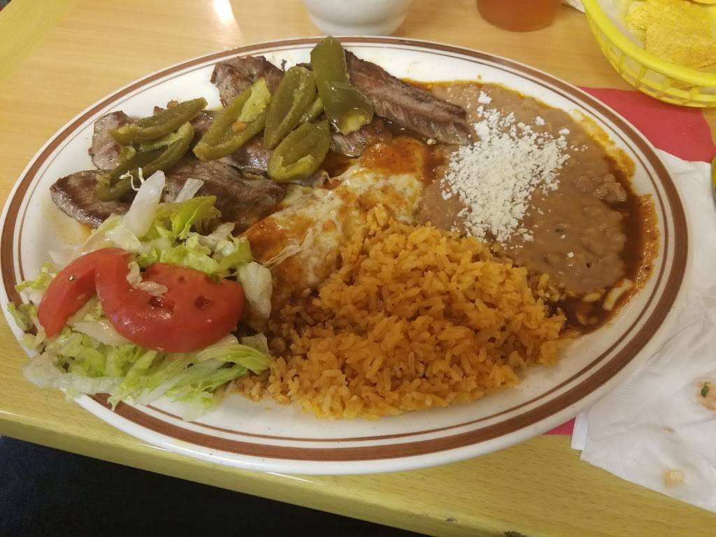 Antojitos Mexicanos | restaurant | 779 Broadway, Newburgh, NY 12550, USA | 8452454524 OR +1 845-245-4524