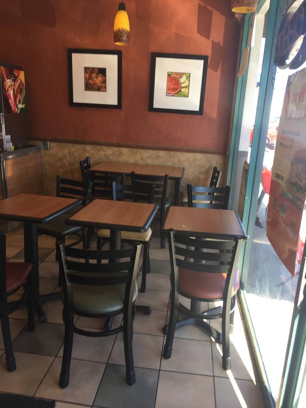 Subway Restaurants | restaurant | 1865 Lincoln Blvd #2, Santa Monica, CA 90404, USA | 3104507250 OR +1 310-450-7250
