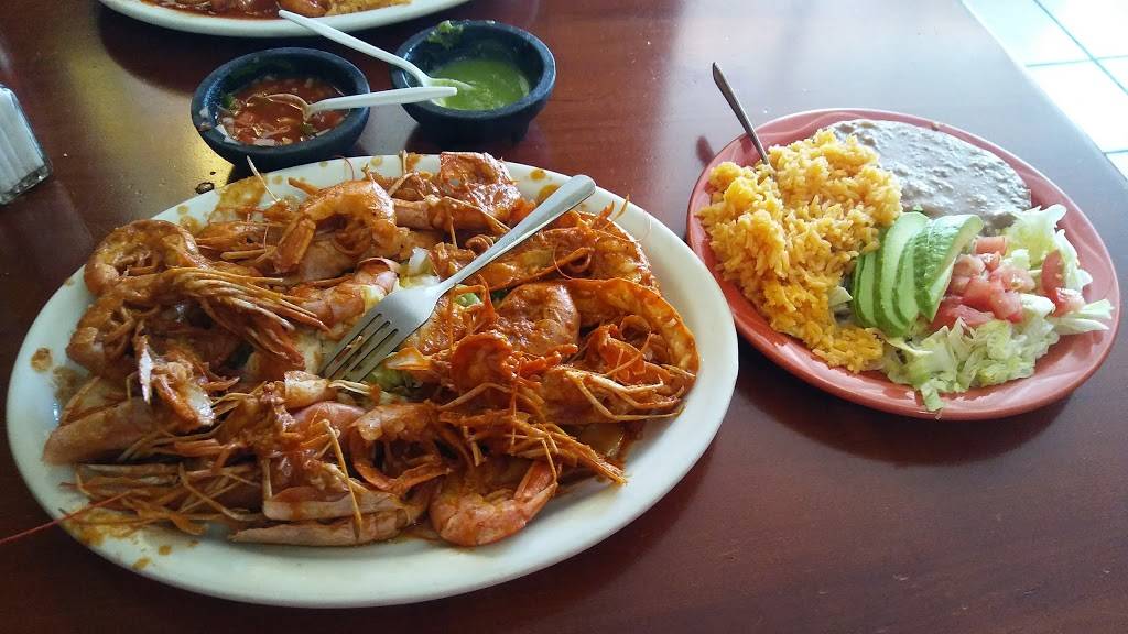 Taqueria Los Cocos | restaurant | 503 Dundee Ave, East Dundee, IL 60118, USA | 8474280077 OR +1 847-428-0077