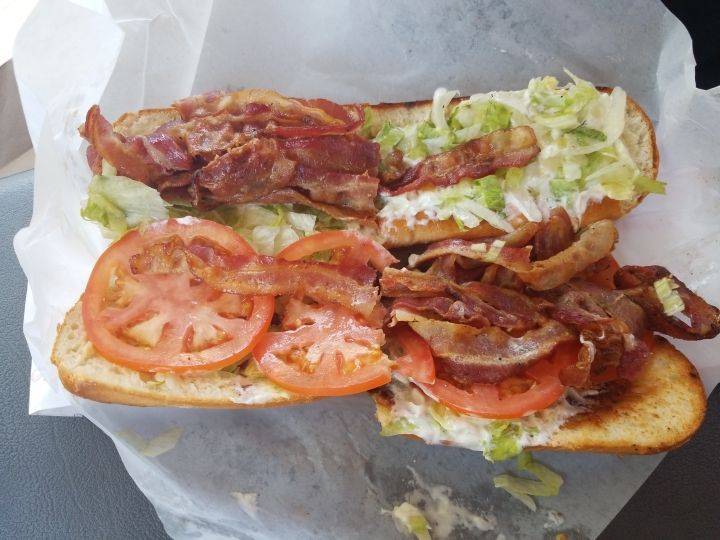 Wicked Good Grille | restaurant | 4111 NW 100th St, Ocala, FL 34482, USA | 3526222294 OR +1 352-622-2294