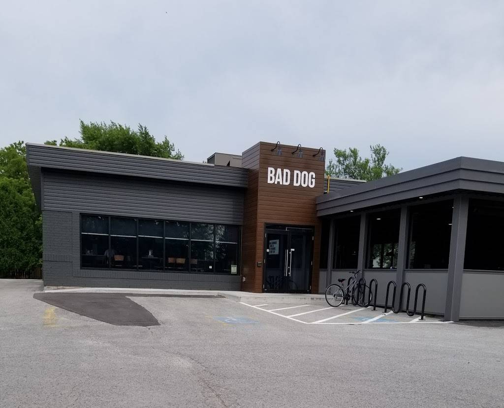 Bad Dog Corunna | restaurant | 368 Lyndoch St, Corunna, ON N0N 1G0, Canada | 5198624100 OR +1 519-862-4100