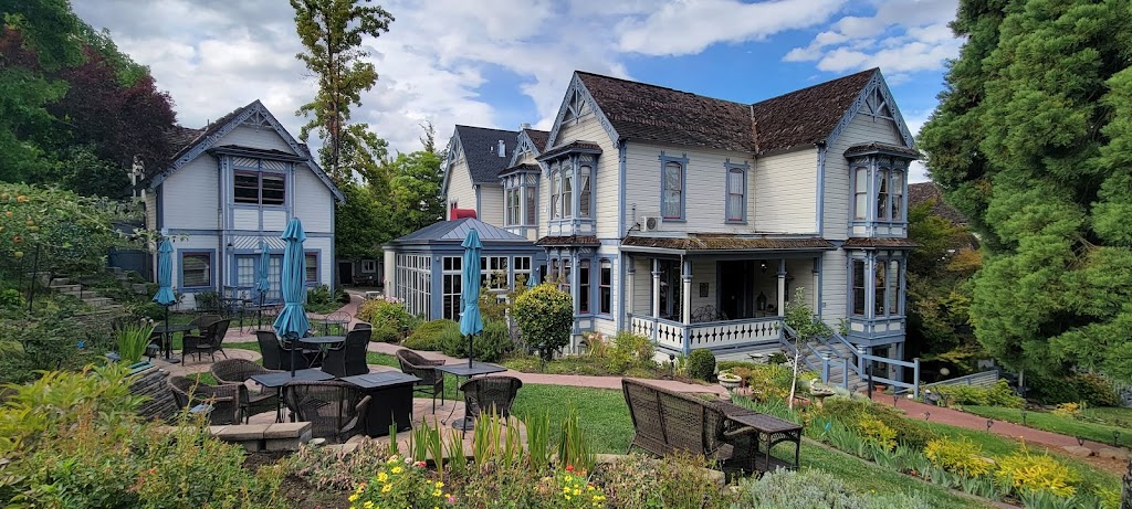 Winchester Inn | restaurant | 35 S 2nd St, Ashland, OR 97520, USA | 5414881113 OR +1 541-488-1113