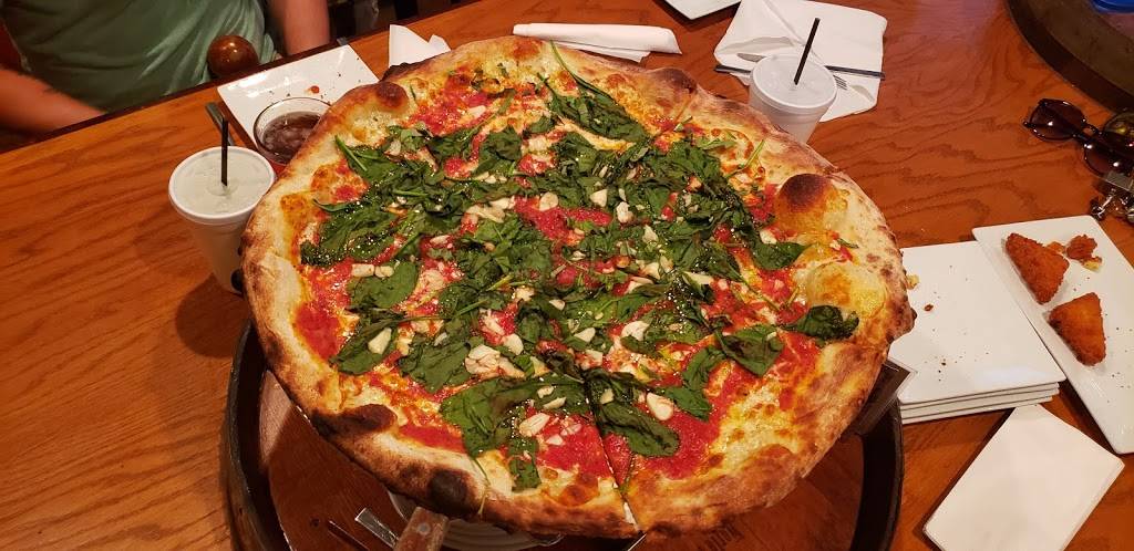 Bocca Lupos Coal Oven Pizza | restaurant | 1900 Tamiami Trail, Port Charlotte, FL 33948, USA | 9412069653 OR +1 941-206-9653