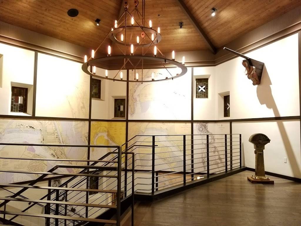 Tom Hams Lighthouse | restaurant | 2150 Harbor Island Dr, San Diego, CA 92101, USA | 6192919110 OR +1 619-291-9110