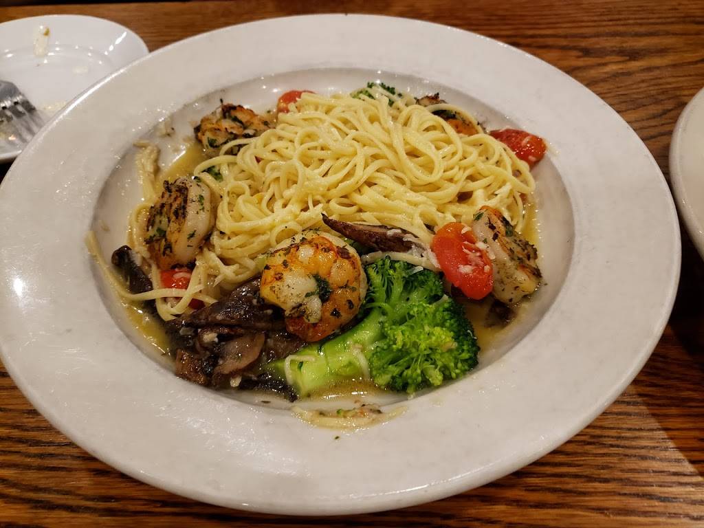 John Harvards Brewery & Ale House | restaurant | 1 Worcester Rd, Framingham, MA 01701, USA | 5088752337 OR +1 508-875-2337