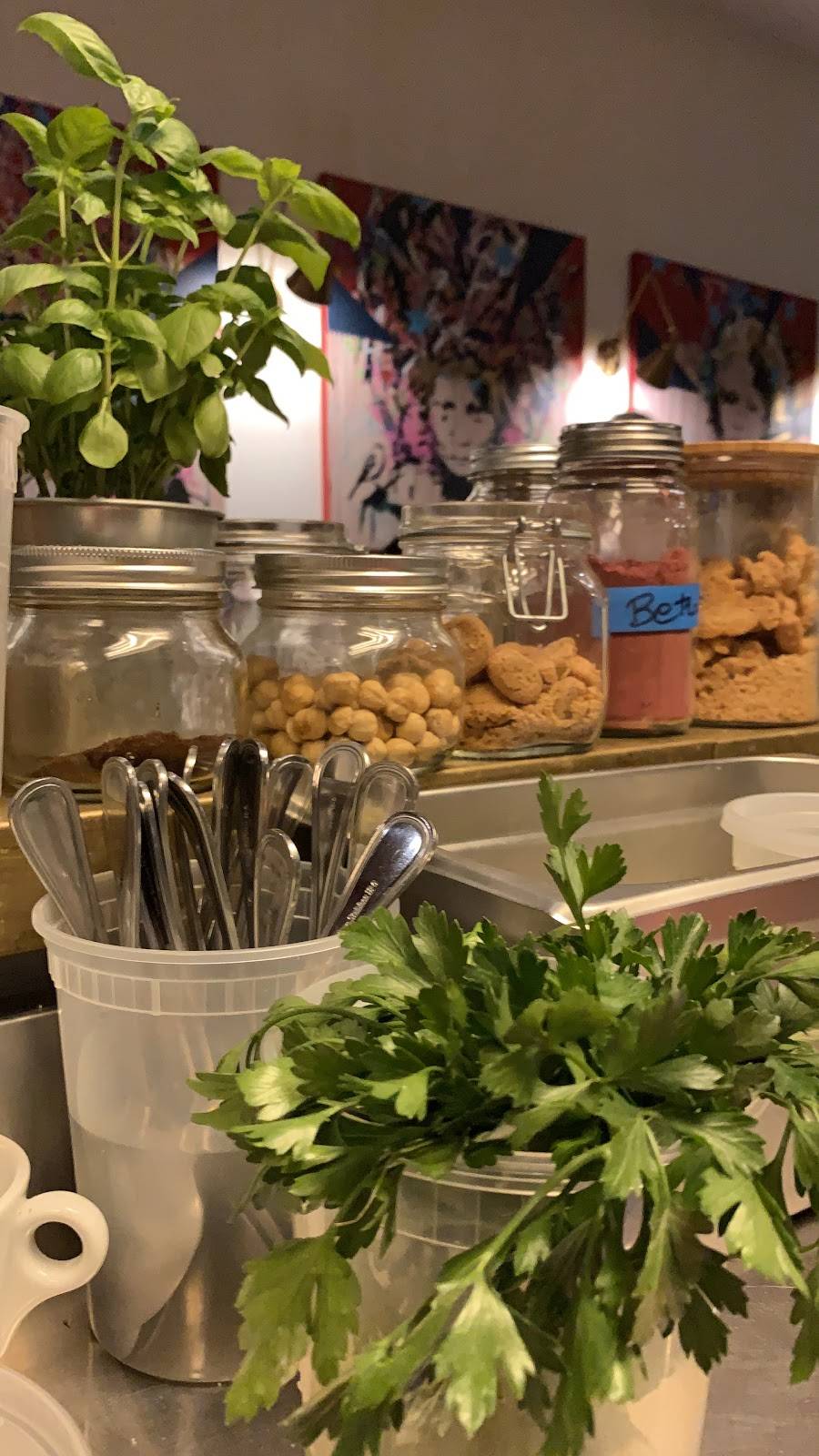 Gino’s Bottega Italiana | restaurant | 6606 Collins Ave, Miami Beach, FL 33141, USA | 3053978296 OR +1 305-397-8296