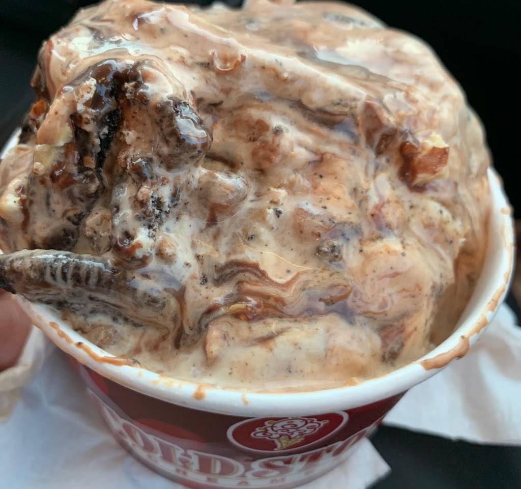 Cold Stone Creamery | bakery | 7971 N Blackstone Ave, Fresno, CA 93720, USA | 5594498155 OR +1 559-449-8155