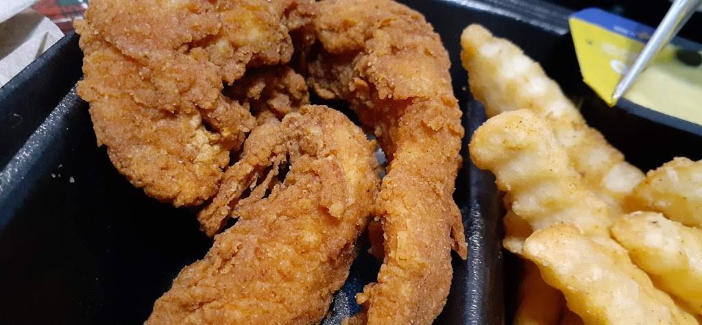 Zaxbys | restaurant | 928 E Semoran Blvd, Apopka, FL 32703, USA | 4075834528 OR +1 407-583-4528