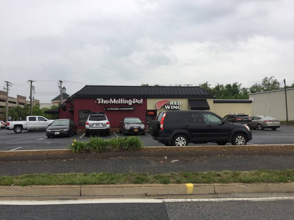 The Melting Pot | restaurant | 2348 Solomons Island Rd, Annapolis, MD 21401, USA | 4102668004 OR +1 410-266-8004