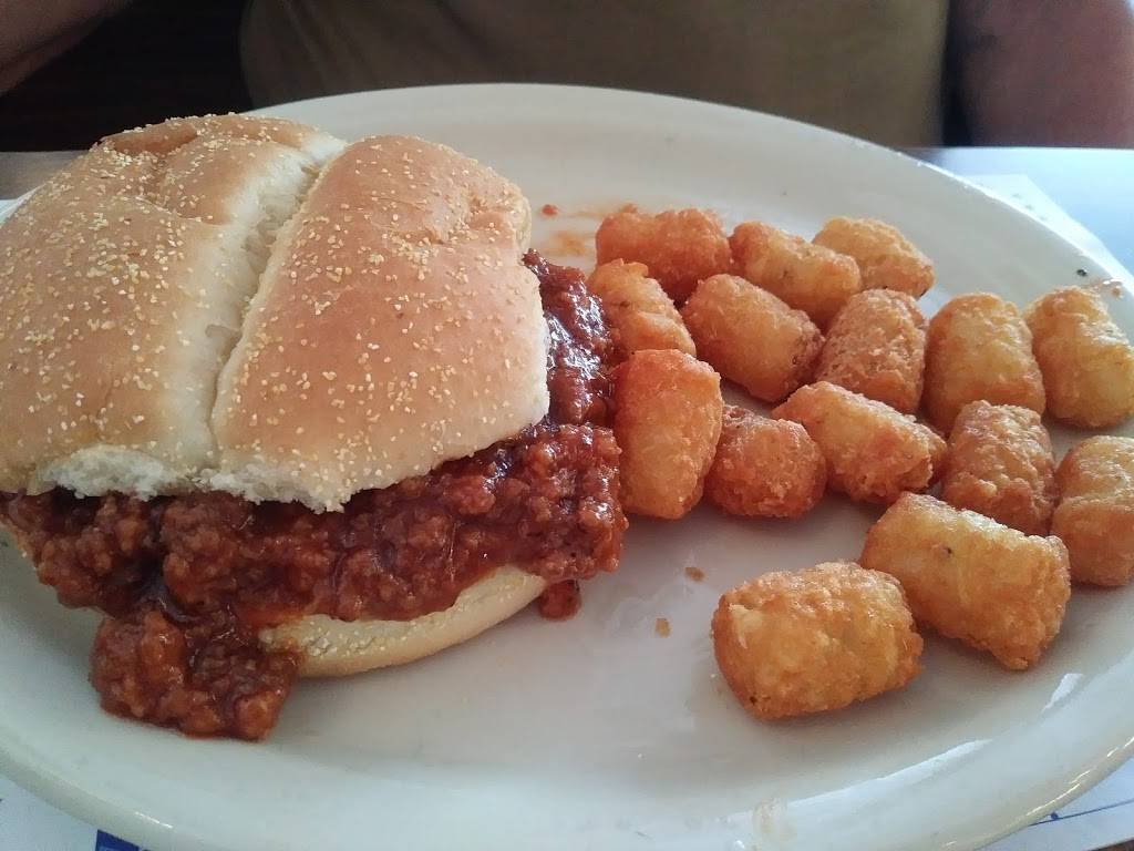 Candy Apple Cafe | restaurant | 81 Buell St, Akron, NY 14001, USA | 7165424155 OR +1 716-542-4155