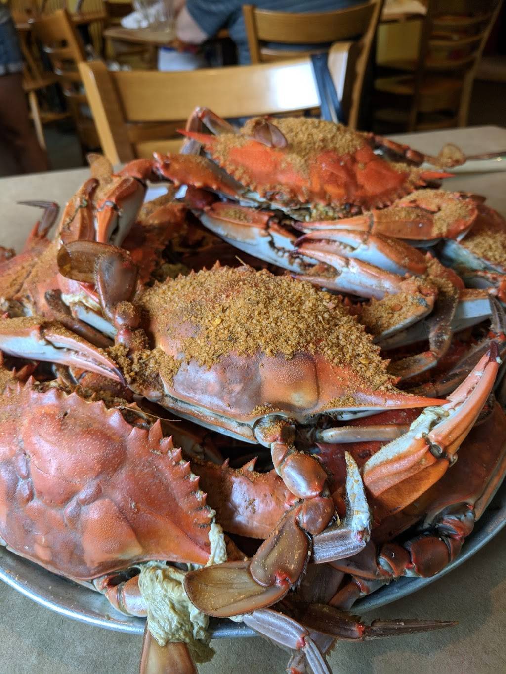 Bayside Inn | restaurant | 1246 Mayo Rd, Edgewater, MD 21037, USA | 4109562722 OR +1 410-956-2722