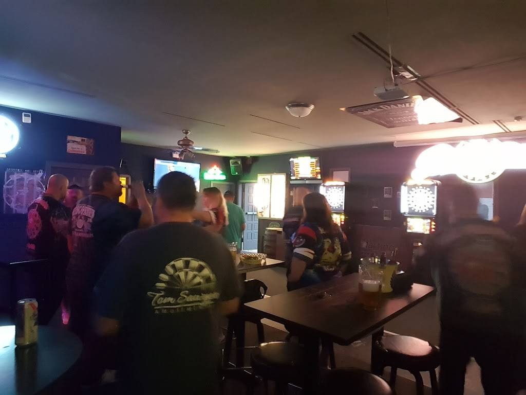 Bull Shooter Saloon | restaurant | 604 S 64th St, Milwaukee, WI 53214, USA | 4146354200 OR +1 414-635-4200