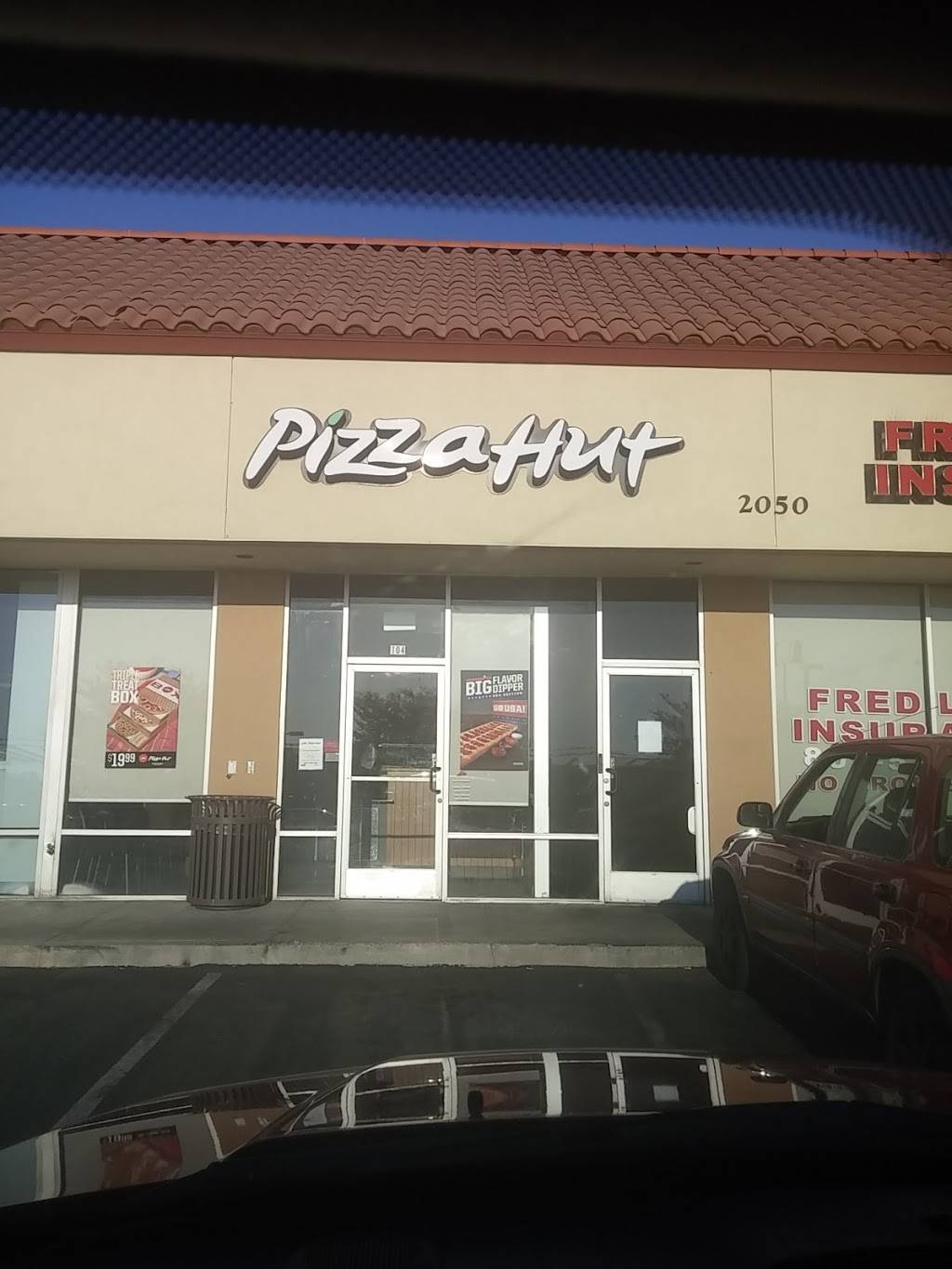 Pizza Hut | restaurant | 2050 D, First St, Simi Valley, CA 93065, USA | 8055228200 OR +1 805-522-8200