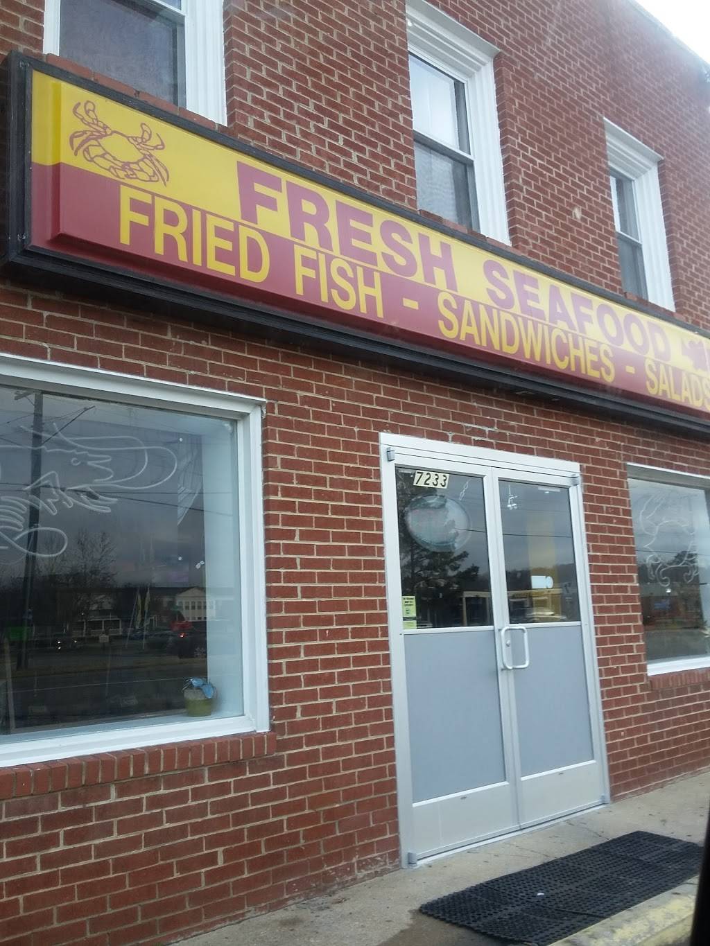 301 Seafood | restaurant | 7233 Jefferson Davis Hwy, North Chesterfield, VA 23237, USA | 8047140434 OR +1 804-714-0434