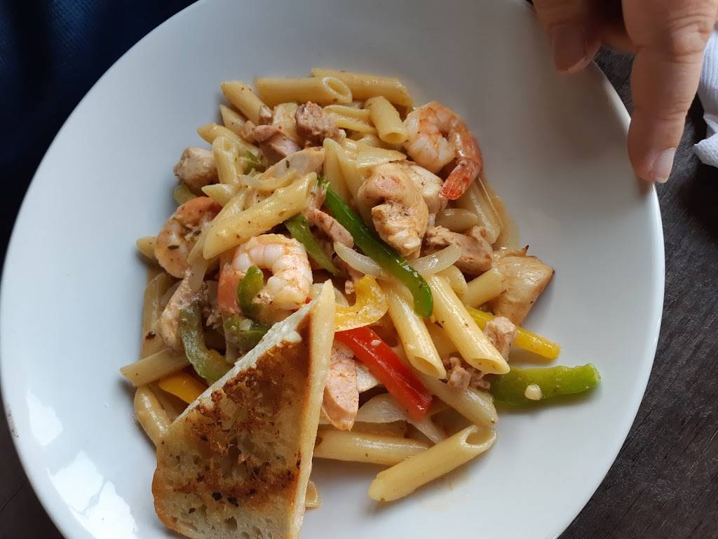 Piper Arms Pub | restaurant | 170 N Front St, Belleville, ON K8P 2G2, Canada | 6137799866 OR +1 613-779-9866