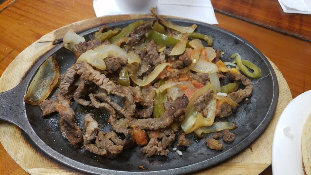 Los Catrachos Restaurant | restaurant | 4645 Gun Club Rd #1, West Palm Beach, FL 33415, USA | 5616153090 OR +1 561-615-3090