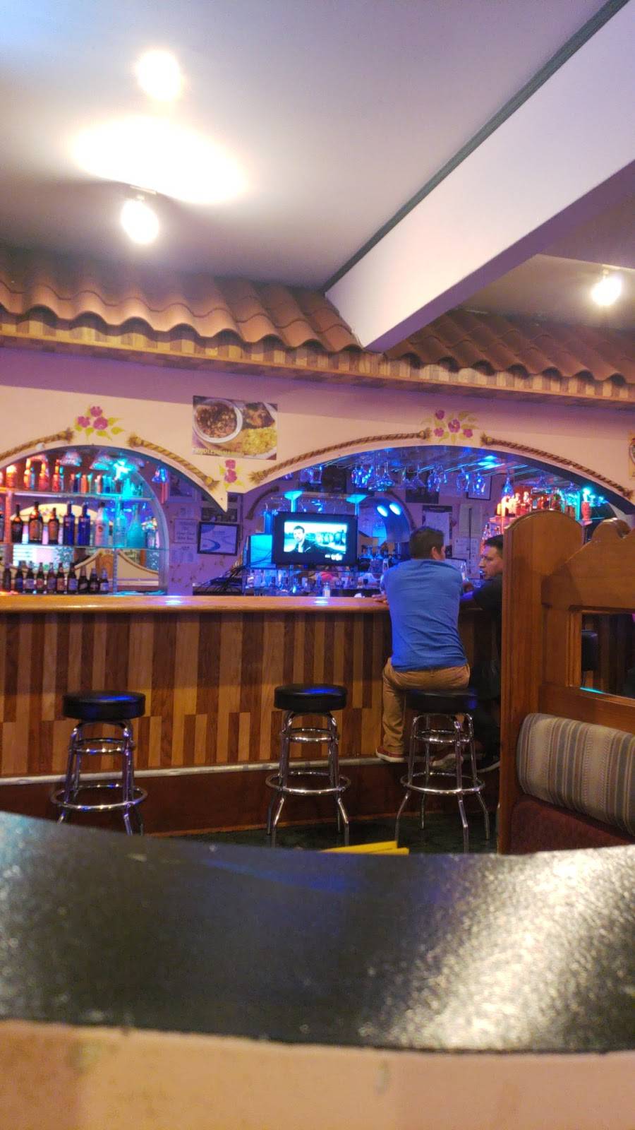 El Gran Palenque | restaurant | 5863 Columbia Pike, Falls Church, VA 22041, USA | 7039988220 OR +1 703-998-8220