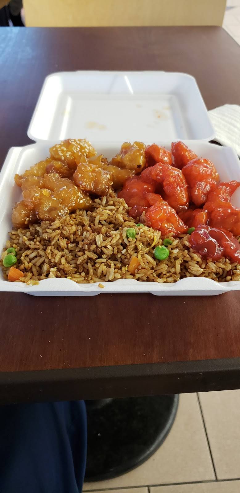 Master Wok | restaurant | 250 Granite St # 195, Braintree, MA 02184, USA | 7818437929 OR +1 781-843-7929