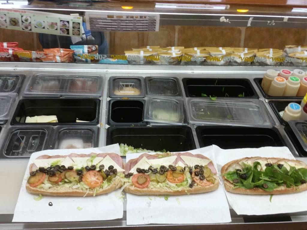 Subway Restaurants | restaurant | 361 S Illinois Ave, Oak Ridge, TN 37830, USA | 8654818060 OR +1 865-481-8060
