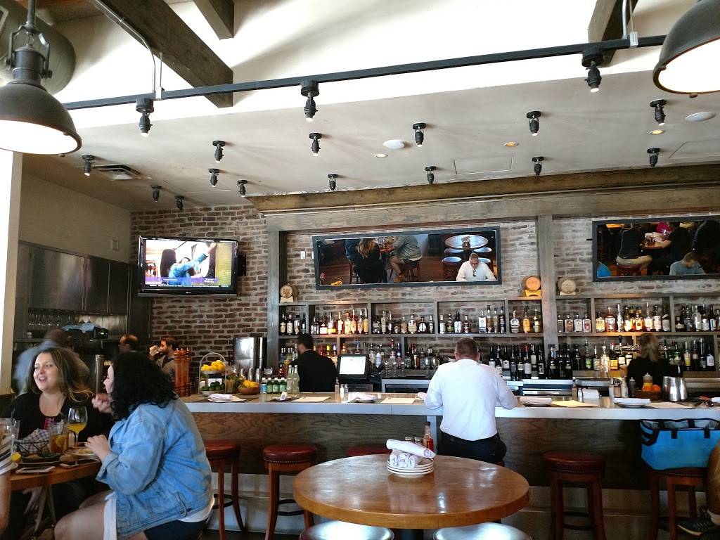 The Porch | restaurant | 2912 N Henderson Ave, Dallas, TX 75206, USA | 2148282916 OR +1 214-828-2916