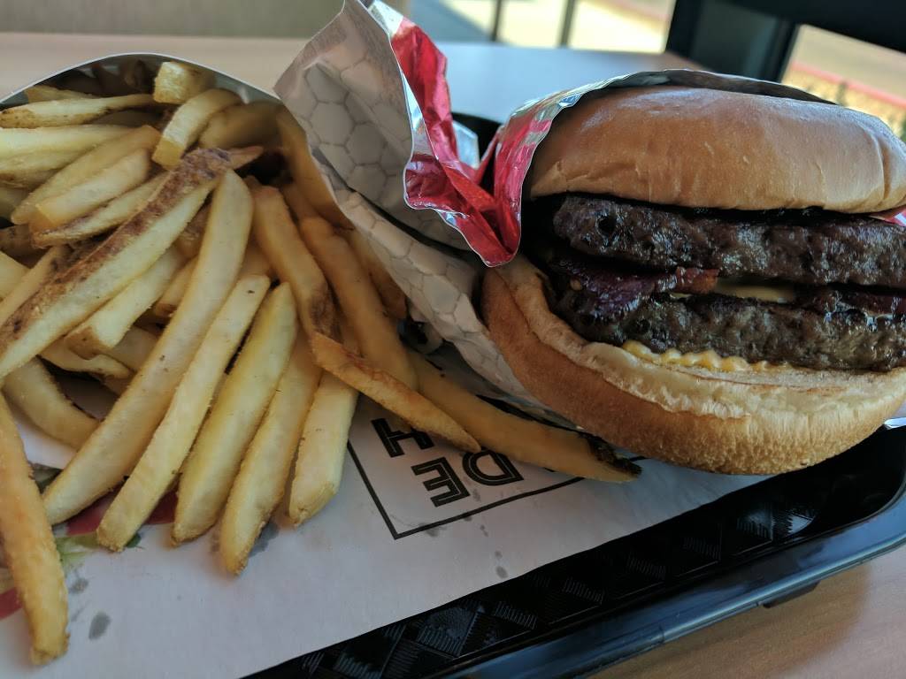 Wendys | restaurant | 3520 W Baseline Rd, Laveen Village, AZ 85339, USA | 6022372176 OR +1 602-237-2176