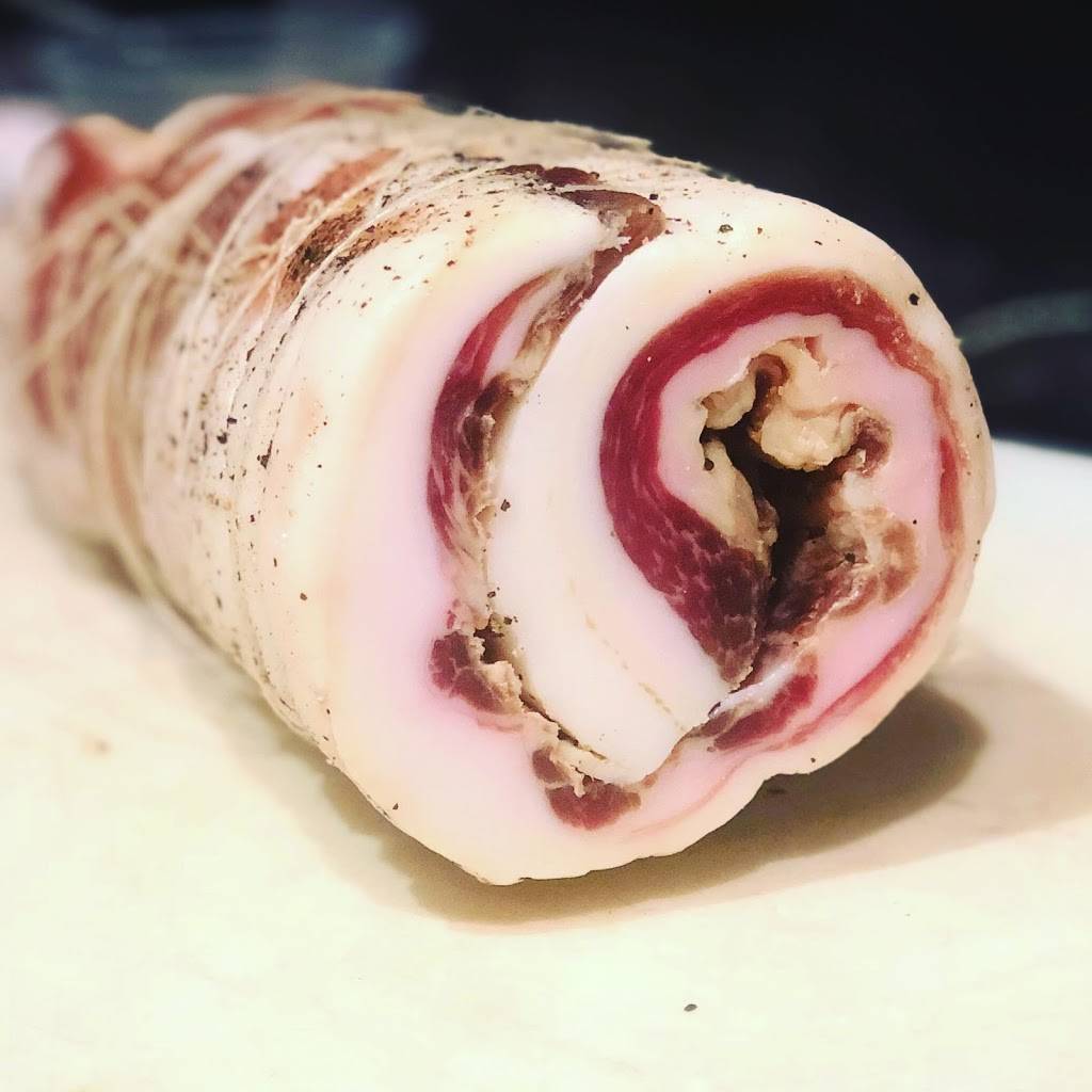 Mucca | restaurant | 236 Rue Saint-Zotique E, Montréal, QC H2S 1L1, Canada | 4383753033 OR +1 438-375-3033