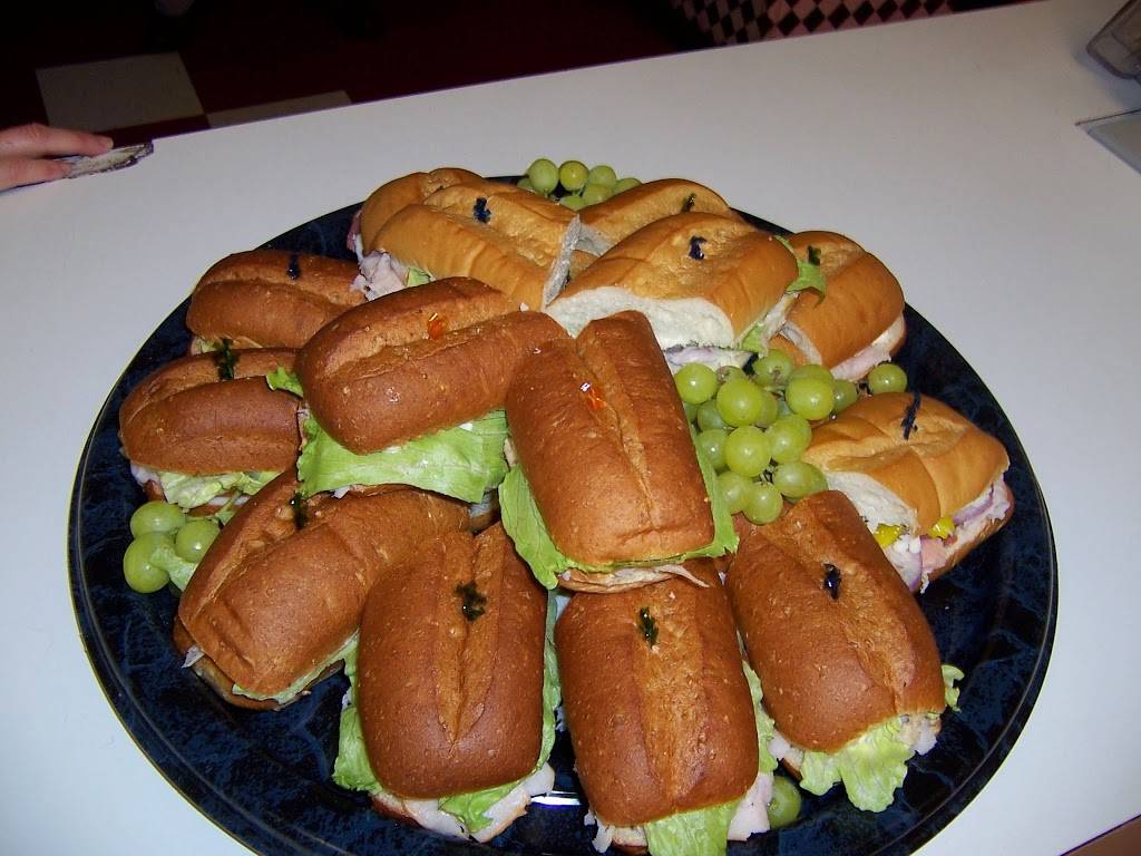 Wadhams House of Pizza | restaurant | 5433 Lapeer Rd, Kimball, MI 48074, USA | 8109872131 OR +1 810-987-2131