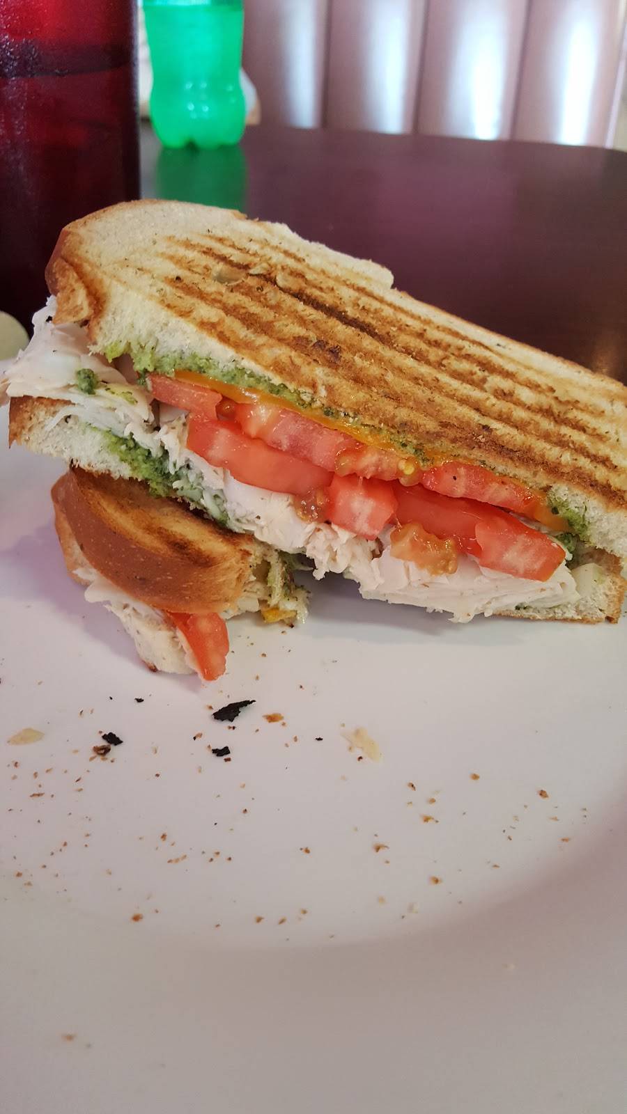 4 Corners Cafe | cafe | 9408 Apison Pike #102, Ooltewah, TN 37363, USA | 4233963080 OR +1 423-396-3080