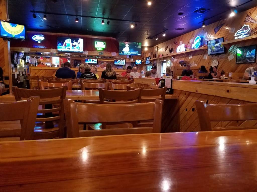 Roosters | restaurant | 4420 Dixie Hwy Ste#101, Louisville, KY 40216, USA | 5023840330 OR +1 502-384-0330