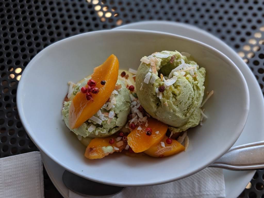 30hop Iowa River Landing | restaurant | 900 E 2nd Ave, Coralville, IA 52241, USA | 3193513800 OR +1 319-351-3800