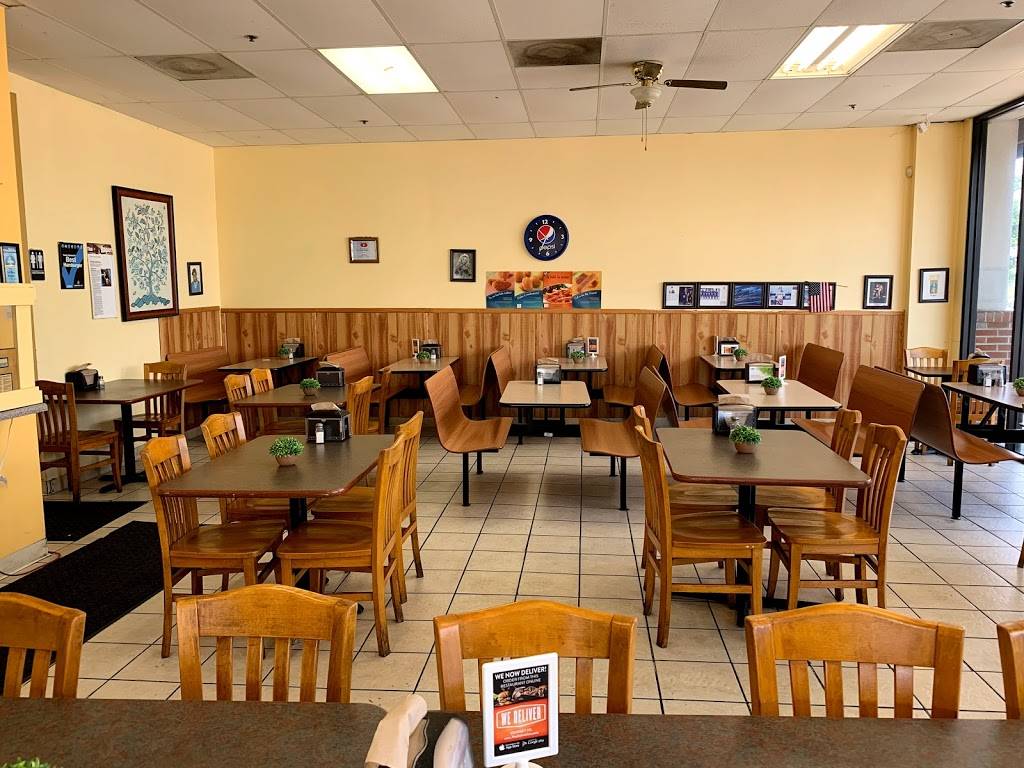 Fat Mos Burgers | restaurant | 298 Sam Ridley Pkwy E #100, Smyrna, TN 37167, USA | 6153554300 OR +1 615-355-4300