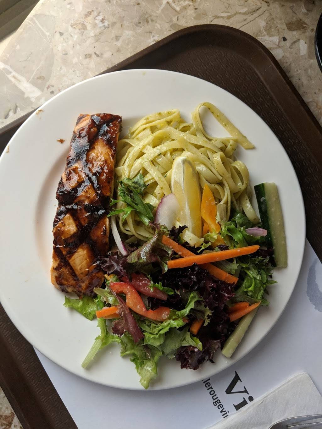 Restaurant Le Rouge Vin | restaurant | 975 Rue Hart, Trois-Rivières, QC G9A 4S3, Canada | 8193767774 OR +1 819-376-7774