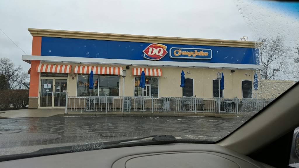 DQ / Orange Julius | restaurant | 5713 Mayfield Rd, Mayfield Heights, OH 44124, USA | 4404426903 OR +1 440-442-6903