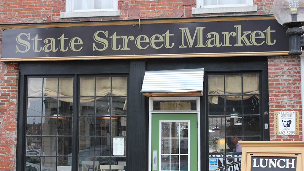 State Street Market | restaurant | 208 State St, Alton, IL 62002, USA | 6184628800 OR +1 618-462-8800